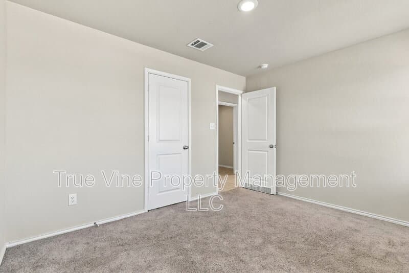 San Antonio House: 6414 Ignacio Ct