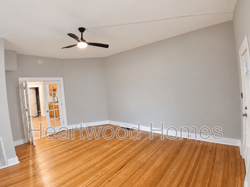 Columbia Condo: 117 Church Street