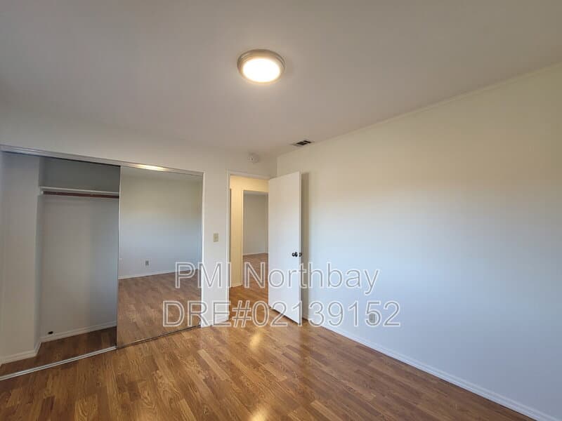 Fairfield House: 3552 Larchmont Court