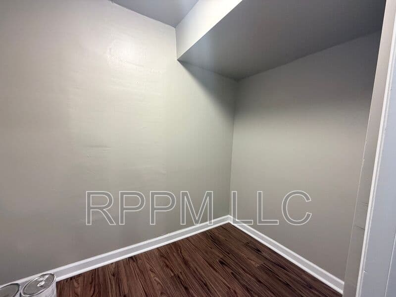 Paterson Condo: 47 North York Street - 1