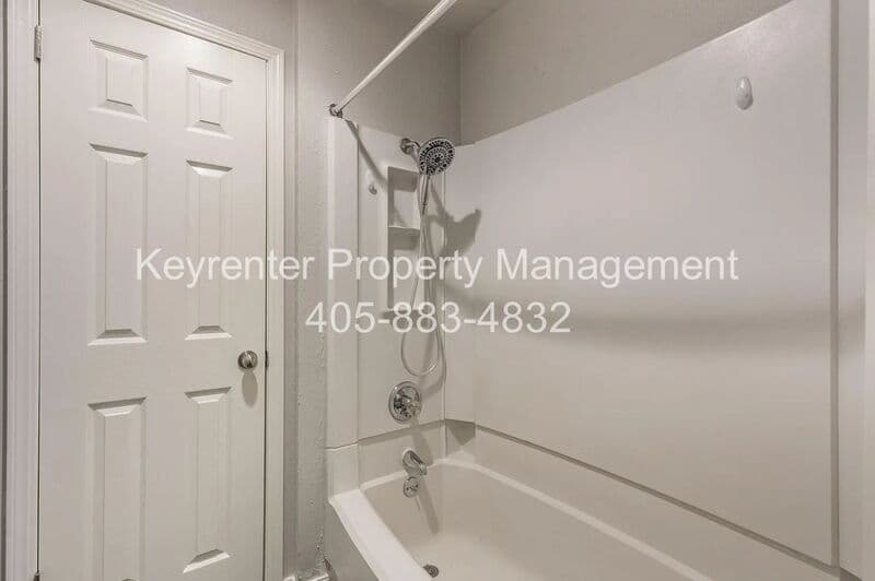 Oklahoma City Condo: 9016 - 9020 N Rockwell Dr