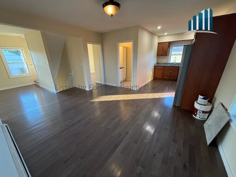Fall River Condo: 56 Frederick St