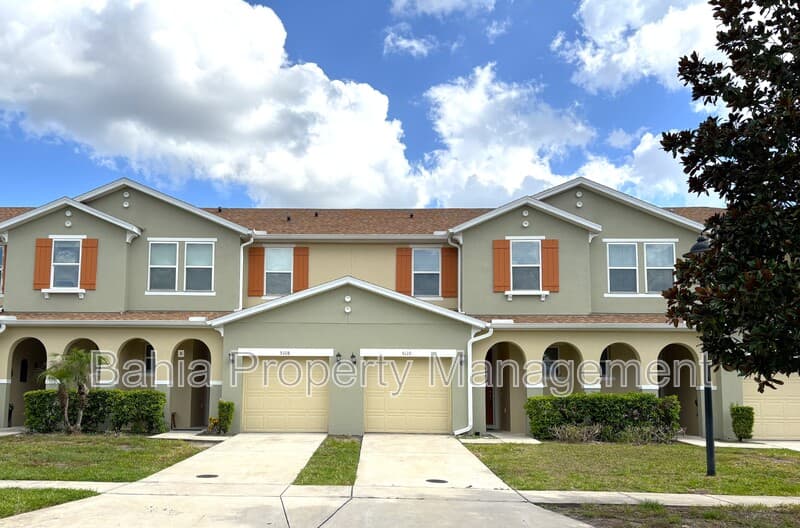 Kissimmee Townhome: 5110 Adelaide Dr