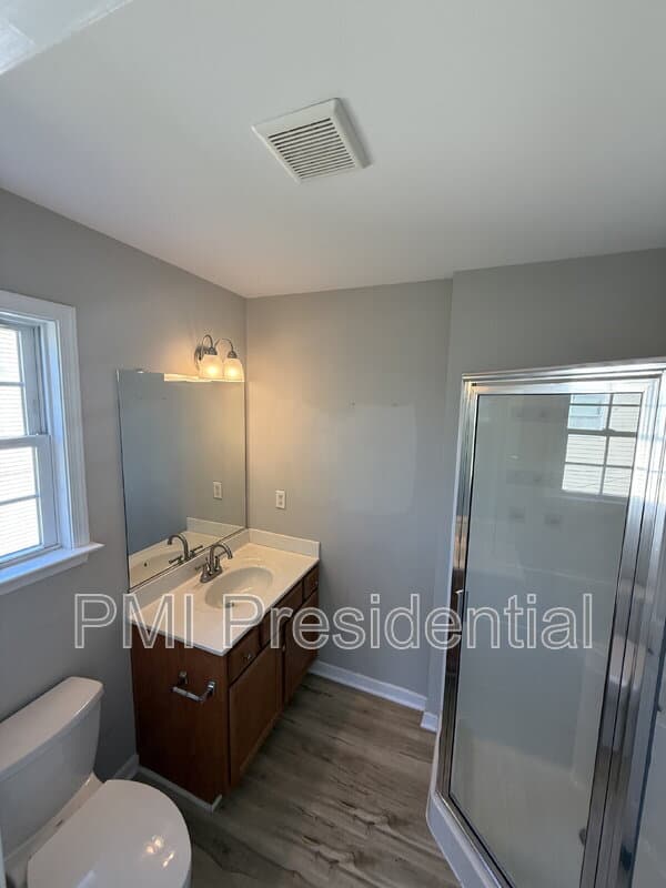Richmond House: 115 East 14th Street