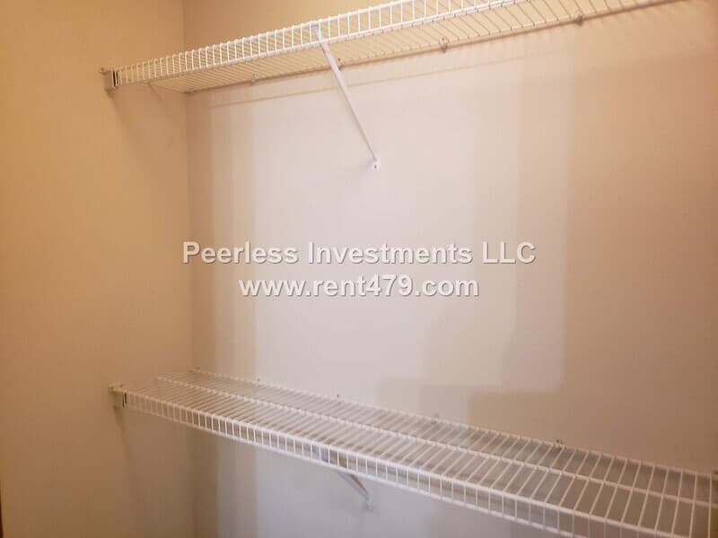 Springdale Condo: 1043A Vale St