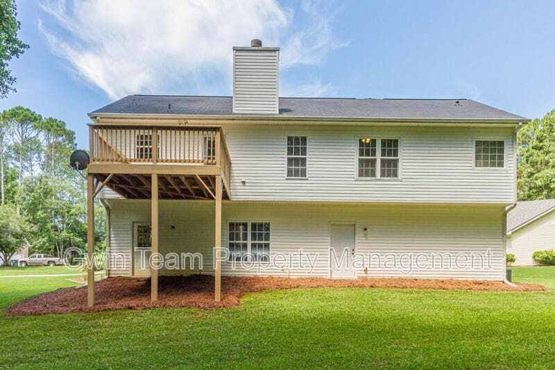 Monroe House: 4025 Hemingway Dr