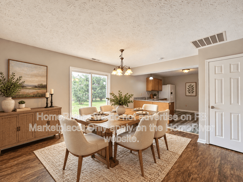 Whiteland House: 499 Pitch Pine Dr