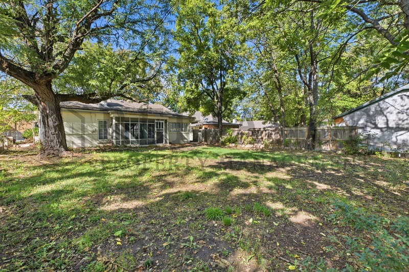 Wichita House: 1542 North Salina Avenue