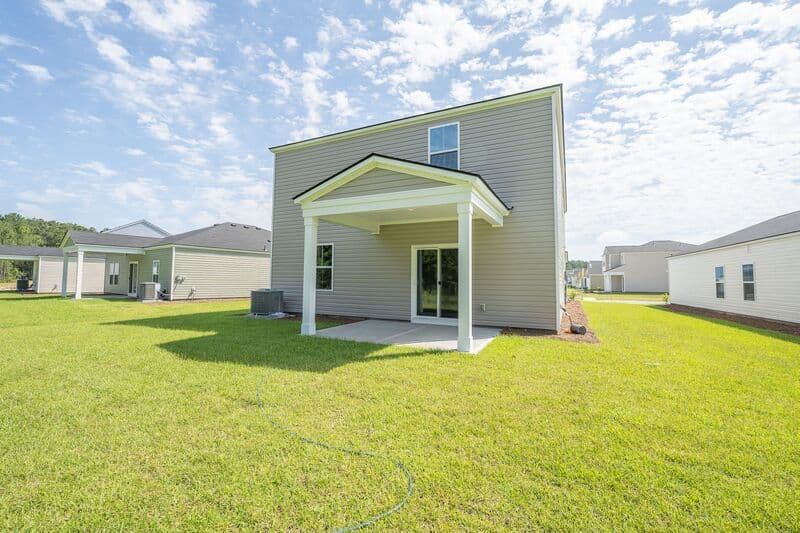 Bloomingdale House: 142 Geranium Way