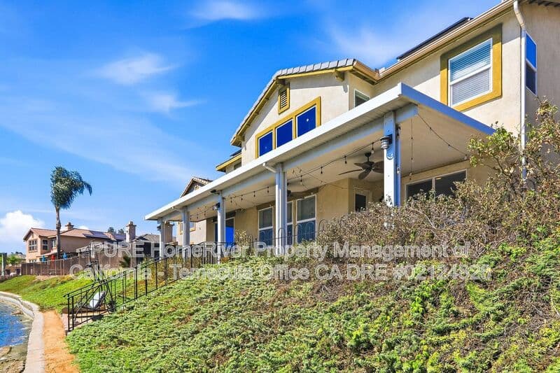 Menifee House: 29707 Northshore St