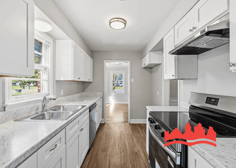 Memphis House: 4497 Quince Rd