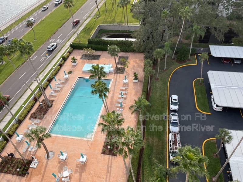 Tampa House: 2401 Bayshore Blvd