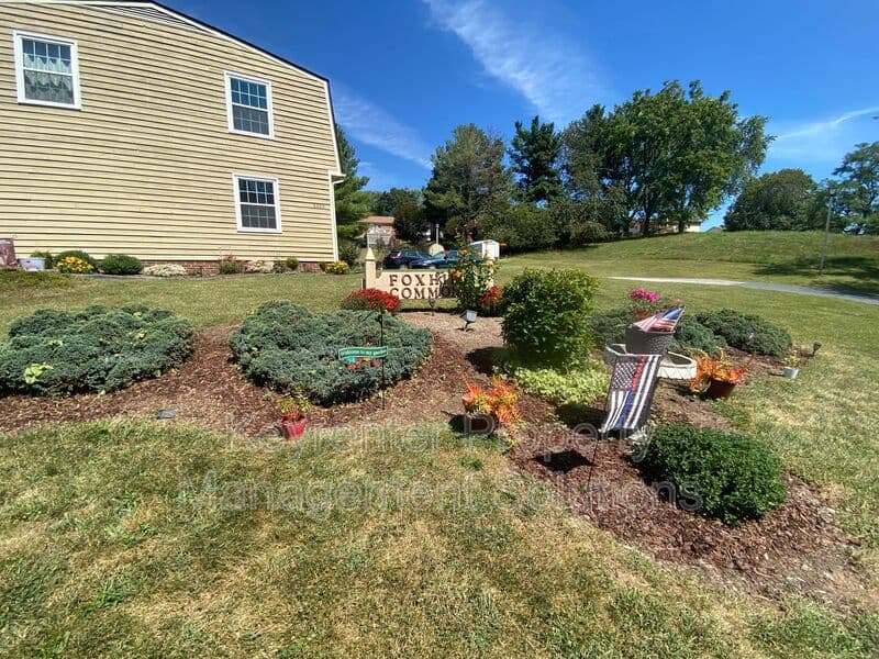 Staunton Condo: 2337 Morris Mill Rd