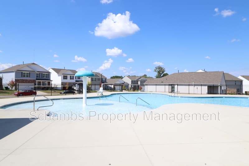 Wake Forest House: 360 Freestall Dr