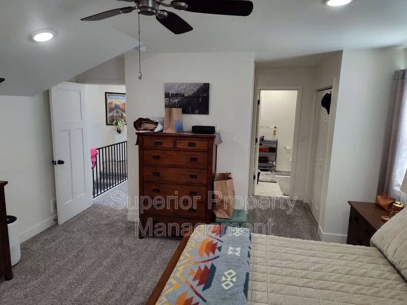 Cheyenne House: 3515 Saratoga St