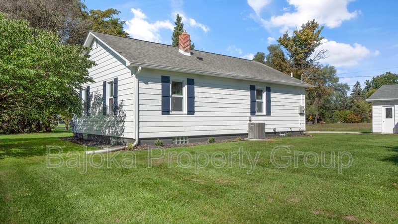 Highland Township House: 3582 N Milford Road
