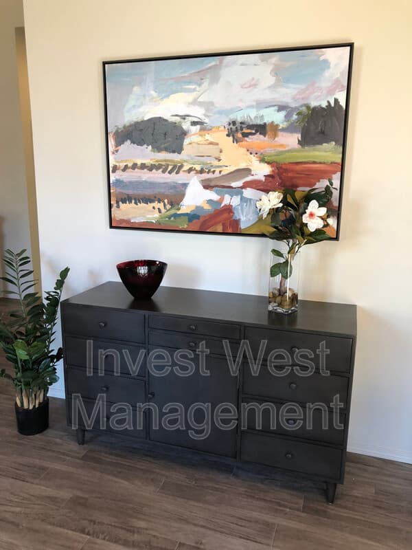 Washougal House: 2300 Main Street