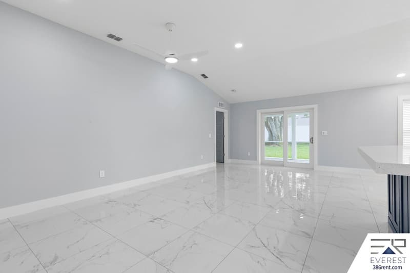 Palm Coast House: 14 Philox Lane