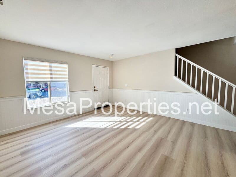Victorville House: 15113 Pasture Way