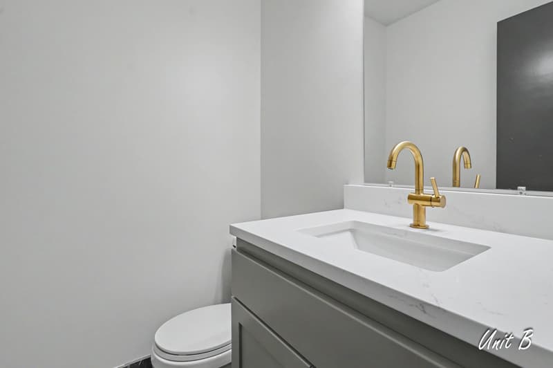 Lawrence Condo: 2901 University Drive - B