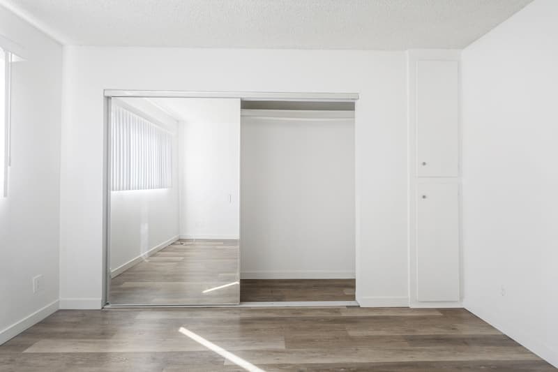 Los Angeles Condo: 12460 Culver Boulevard - 03