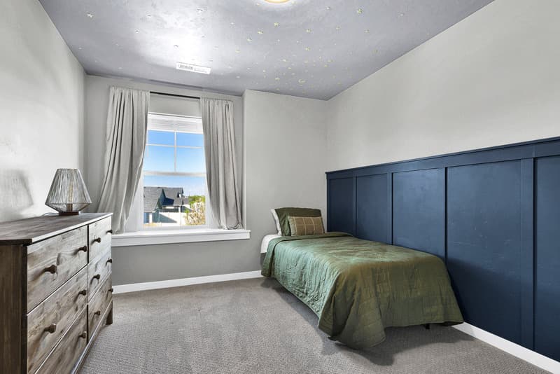 Meridian House: 4328 North Pale Creek Avenue
