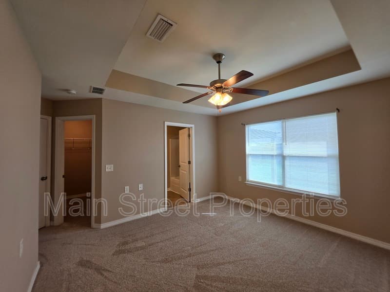Pace House: 5794 Corkscrew Ct