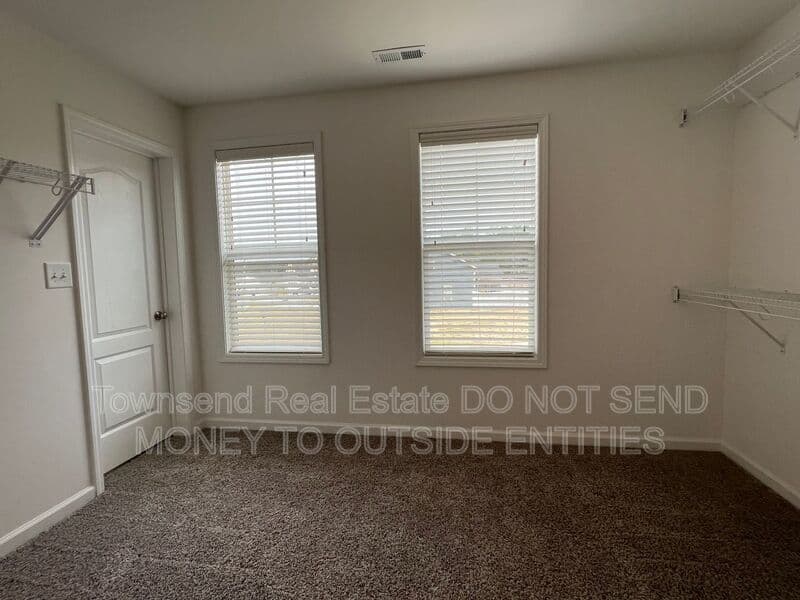 Raeford House: 114 Prescott St