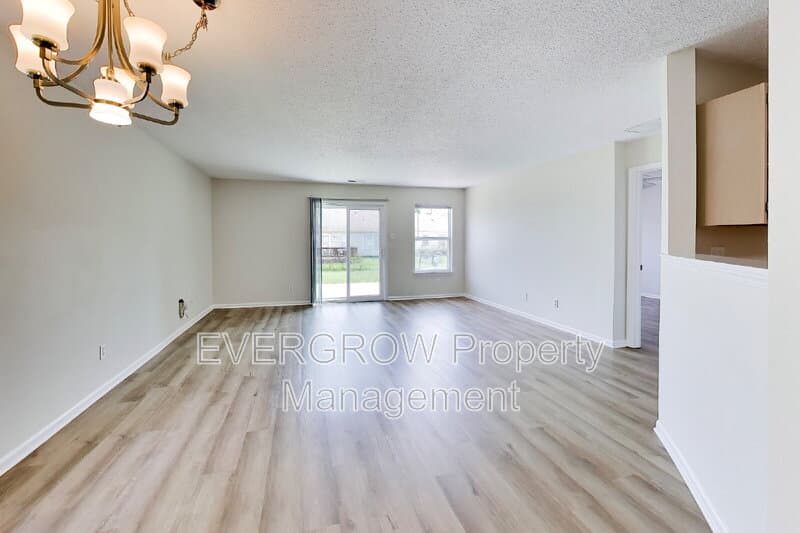 Greenwood House: 1167 Odell Lane