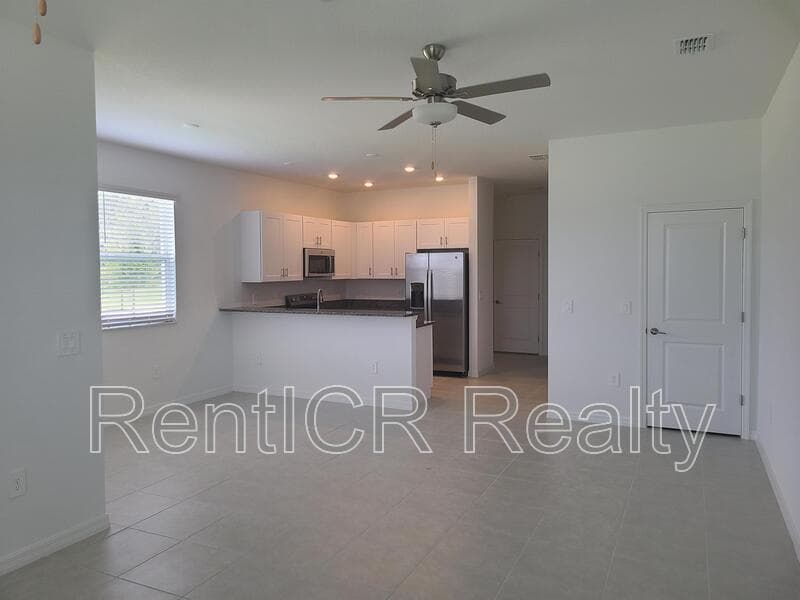 Land O' Lakes Townhome: 17771 Cotton Nest Court