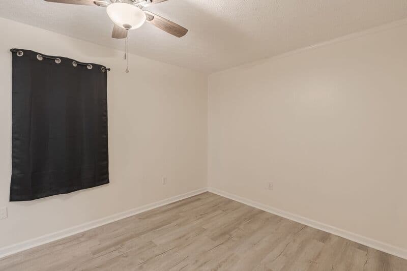Winterville House: 122 Timber Drive