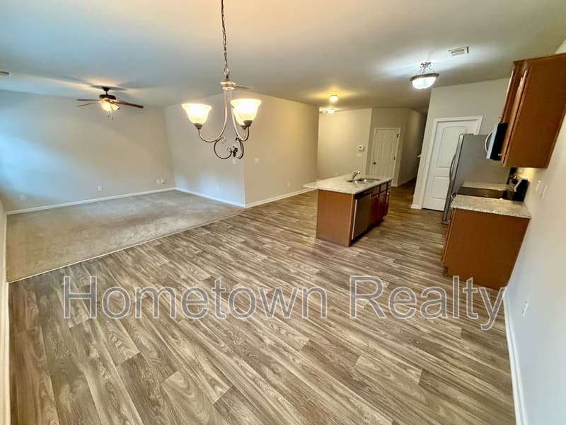 McDonough House: 785 Galveston Way