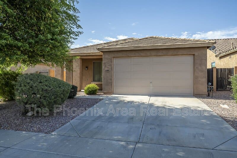 San Tan Valley House: 3103 W Dancer Ln
