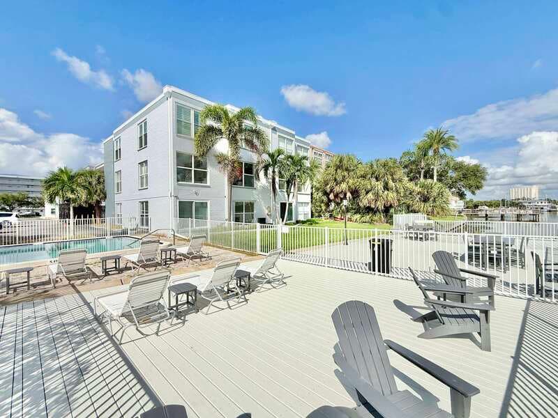 South Pasadena Condo: 1859 Shore Drive South