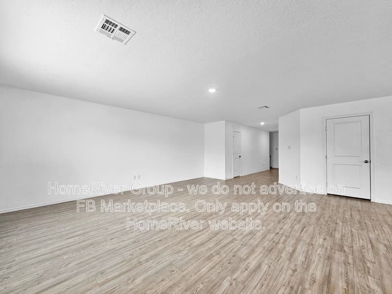New Braunfels House: 2442 Broken Arrow