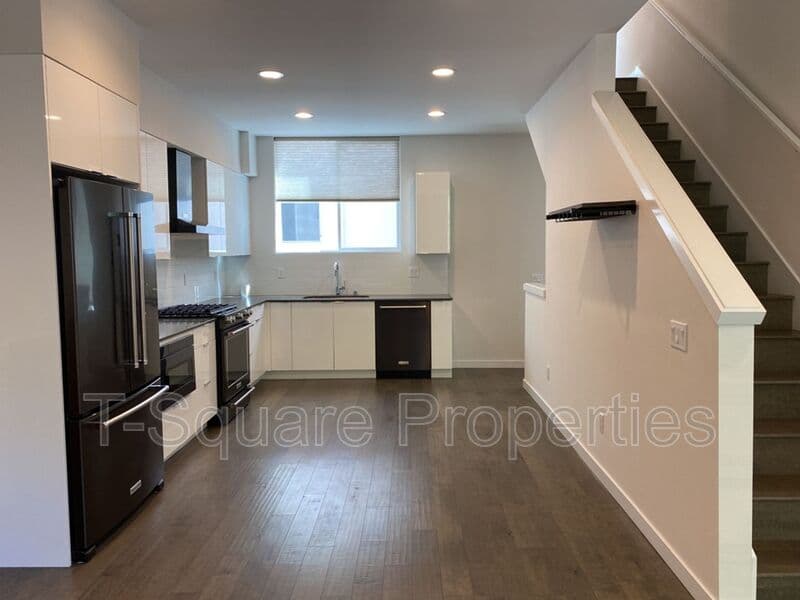 Seattle House: 1134 16th Ave