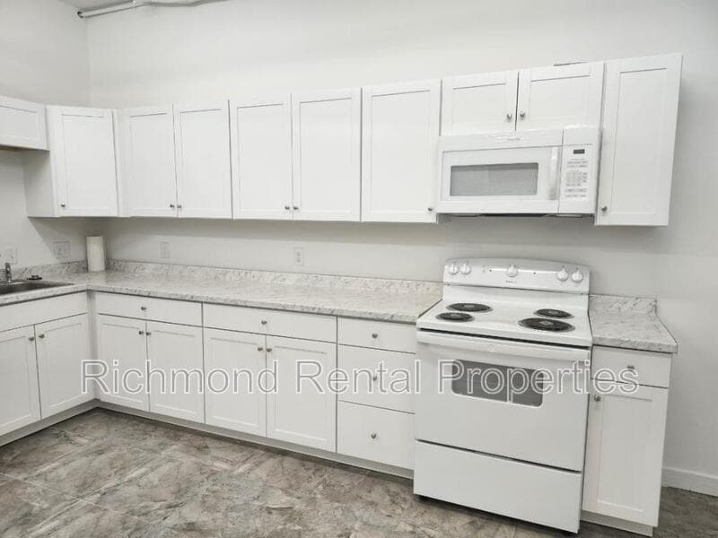 Richmond Condo: 11 East Broad St