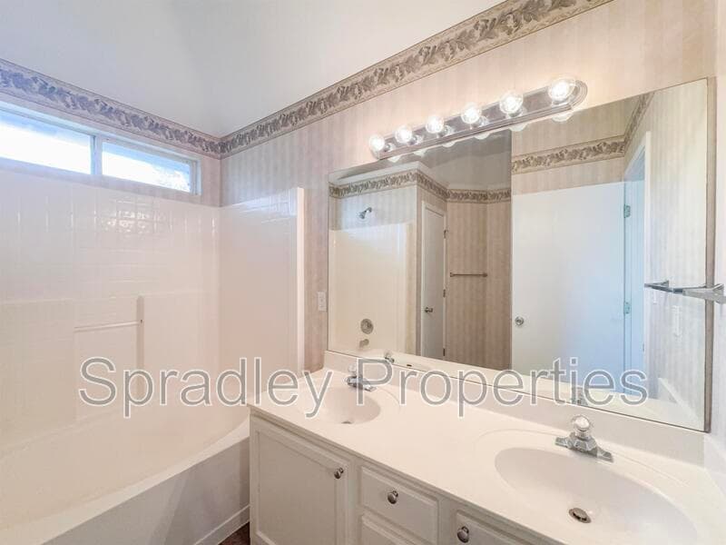 Temple House: 2720 Crestwood Ct