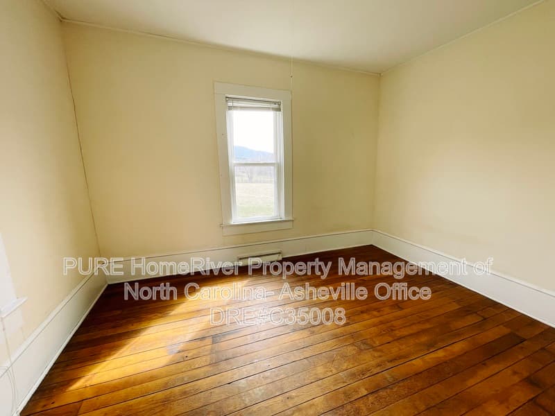 Swannanoa House: 648 Bee Tree Road