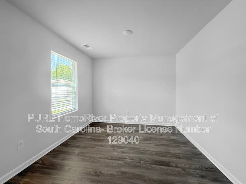 Spartanburg House: 483 Sundown Dr