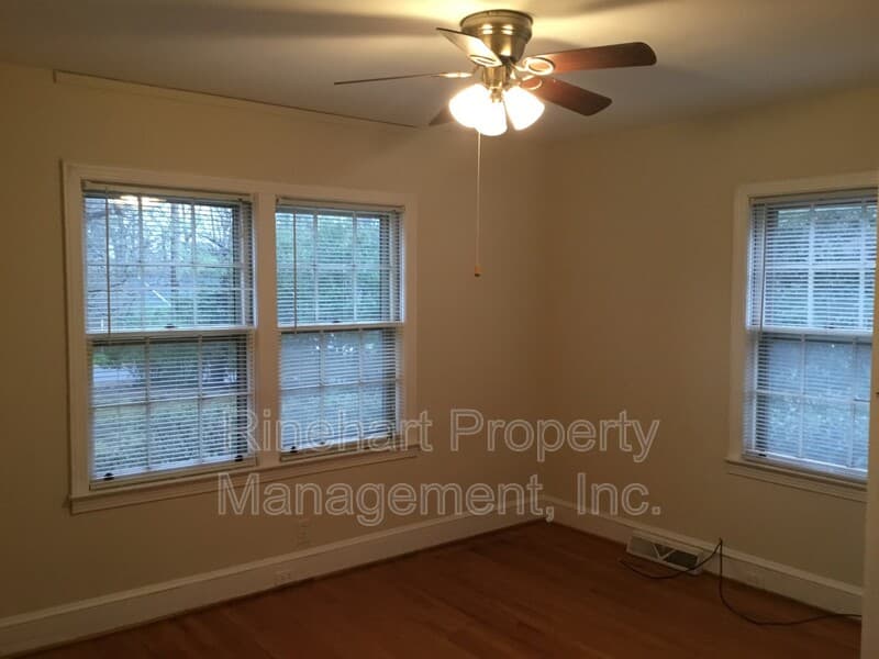 Rock Hill House: 1035 Candlewood Lane