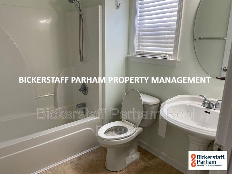 Fortson House: 4613 English Ivy Drive