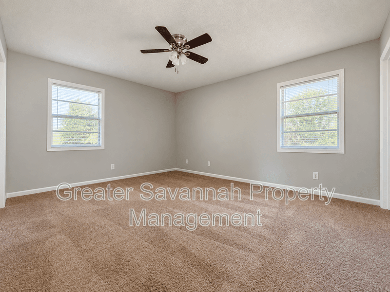 Hinesville House: 627 Georgia Avenue