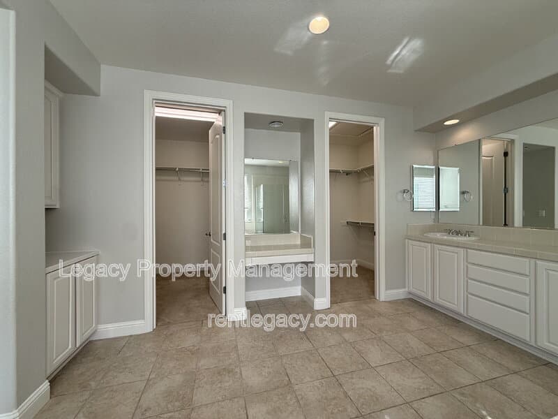 Roseville House: 8843 Latigo Court