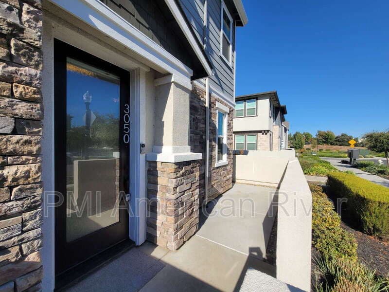 Sacramento House: 3050 River Trout Walk