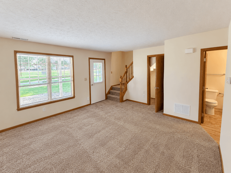 Medina Condo: 565 Leisure Lane