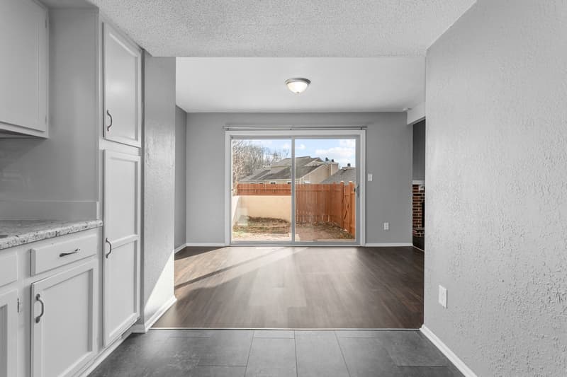 Blue Springs Condo: 565 NW Valleybrook Rd