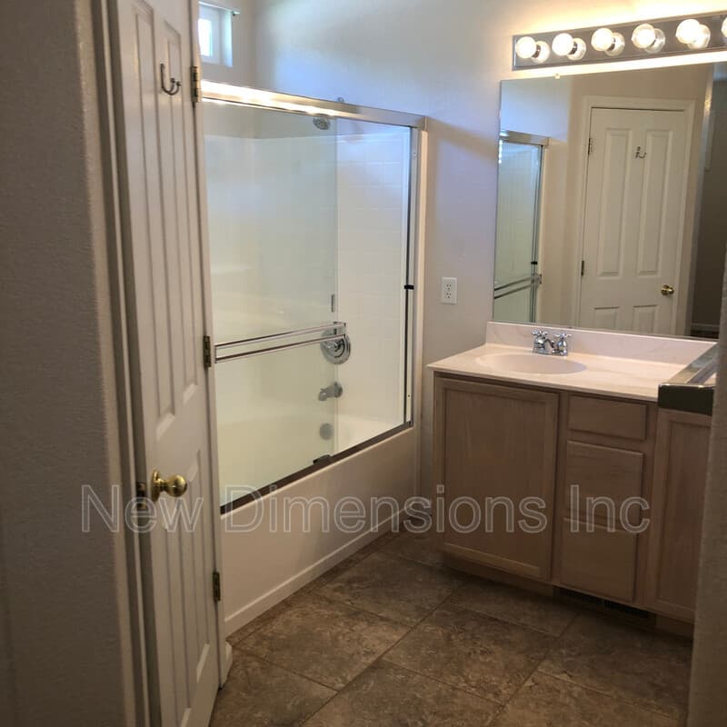 Sparks House: 3908 Cloverbrook Drive