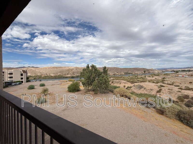 Bullhead City Condo: 1611 Highway 95