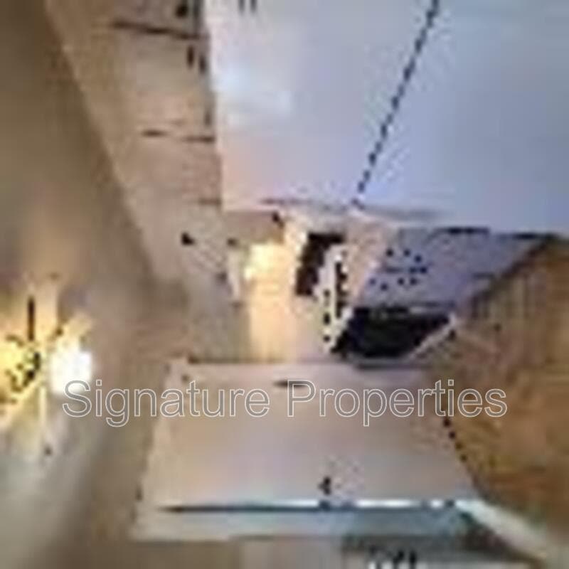 Richmond Condo: 903 Lake Rd